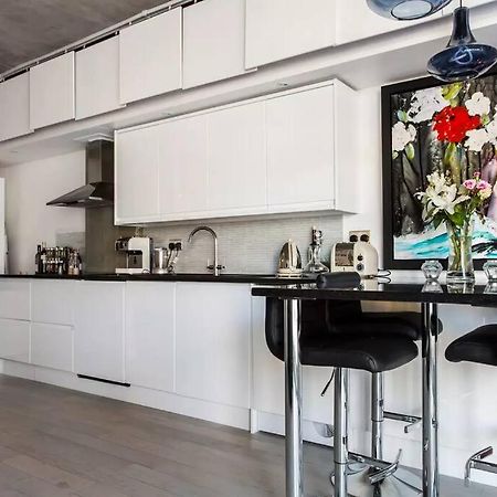 Canal-Side Apartment In Shoreditch Londres Exterior foto